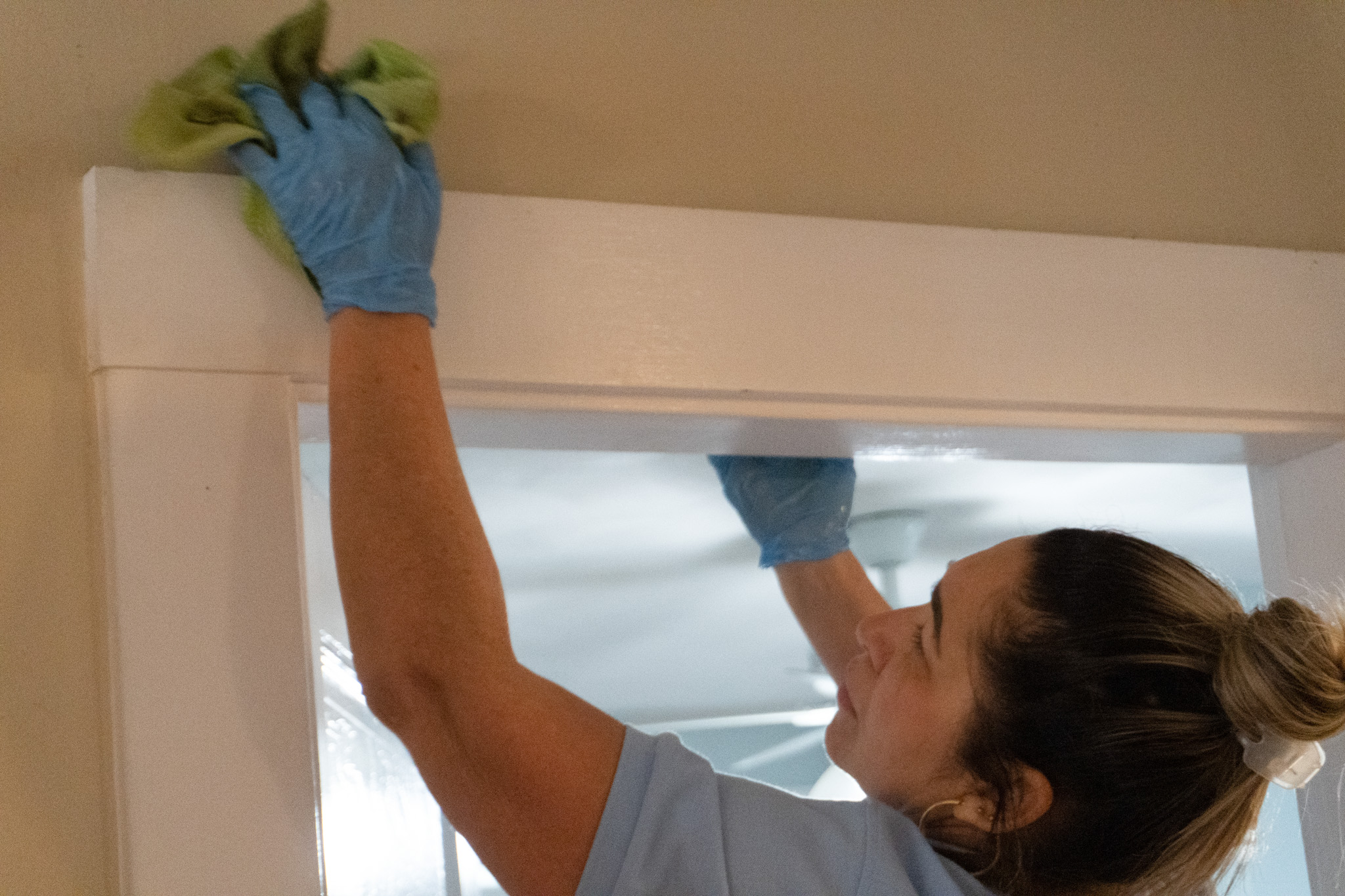 Cleaning jobs in Waltham MA, join the Clarita's Cleaning team